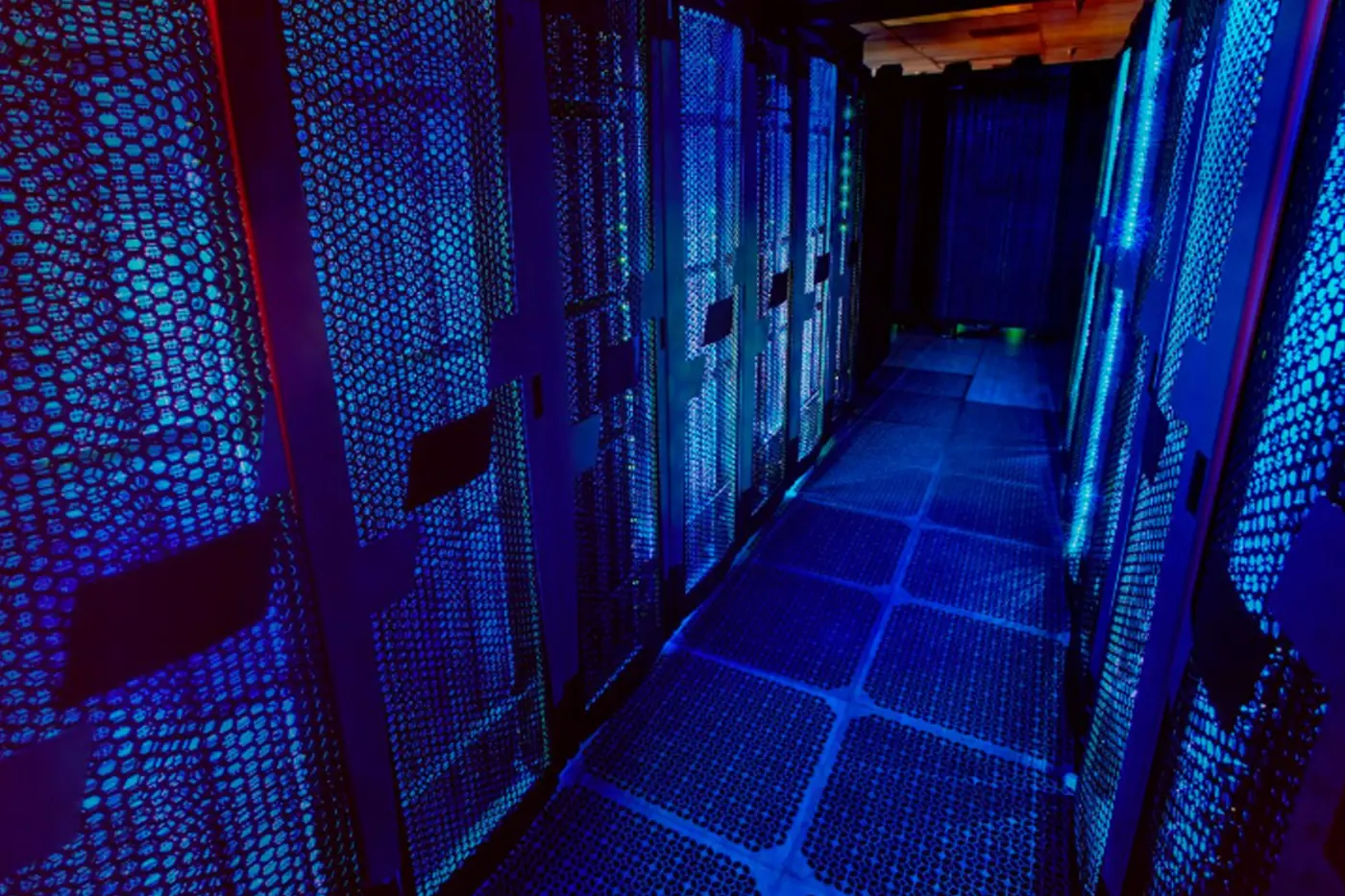 Especialistas da Meet Tecnologia em operação